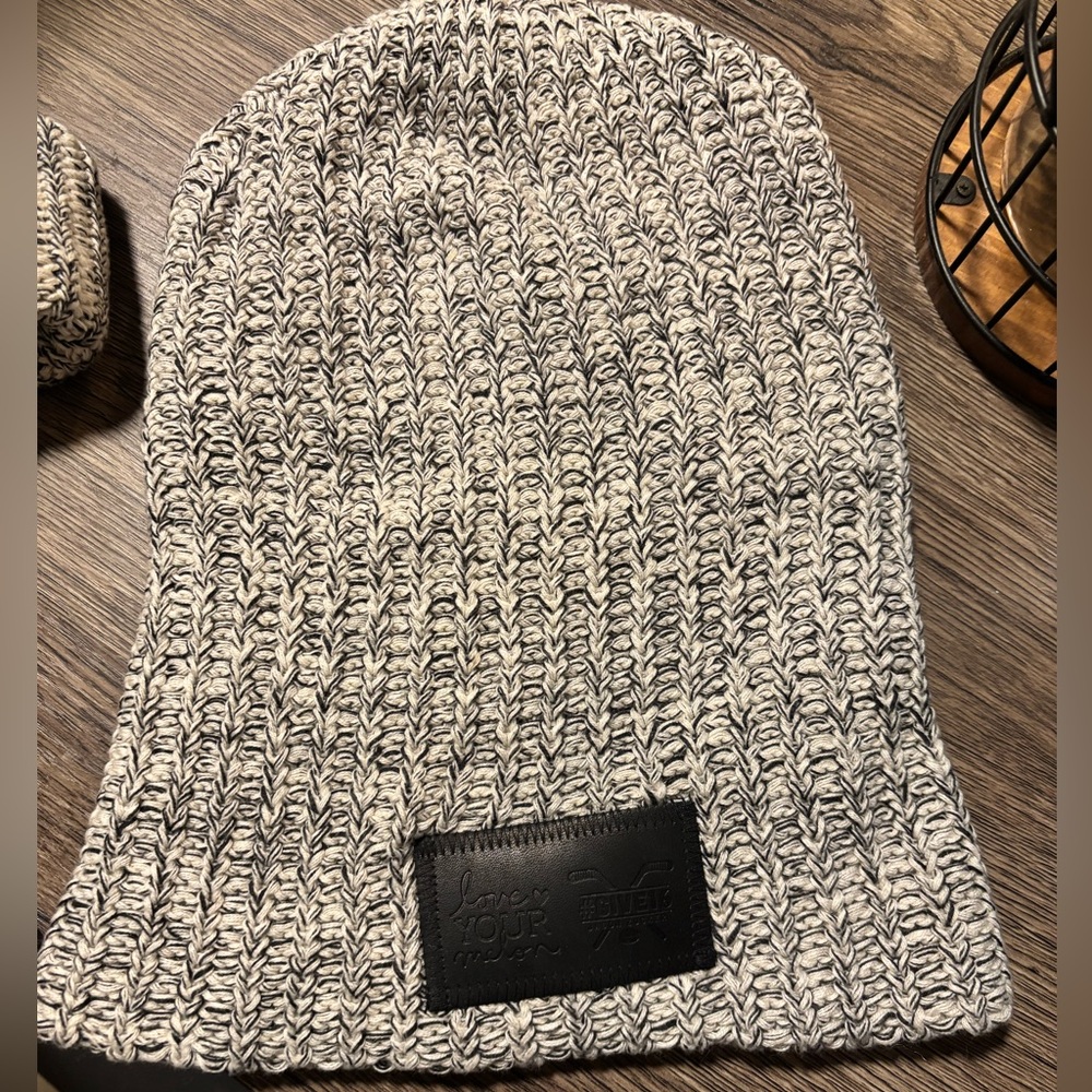 Give 16 Love Your Melon hat.